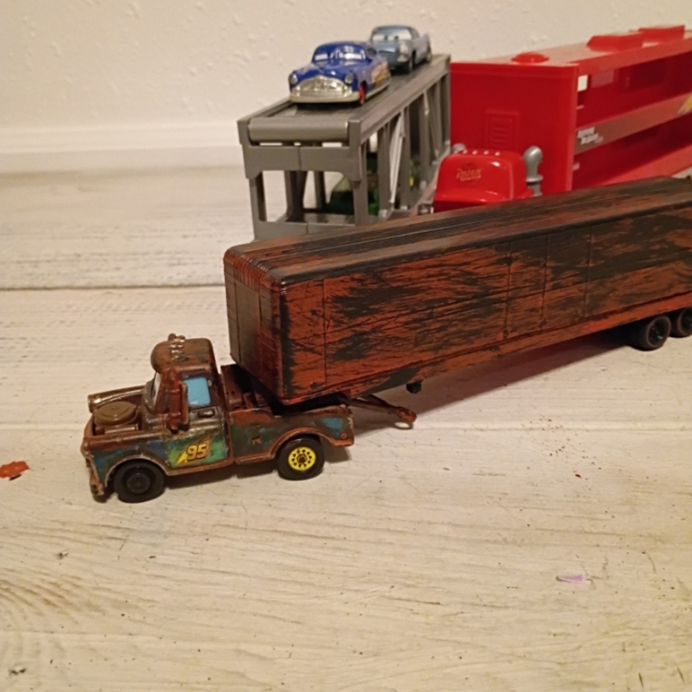 Lot Disney Pixar Cars Mattel Mack Mini Racers Hauler Red and 4 cars Rare mater - Picture 3 of 12